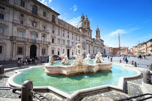 fountain in piazza navona